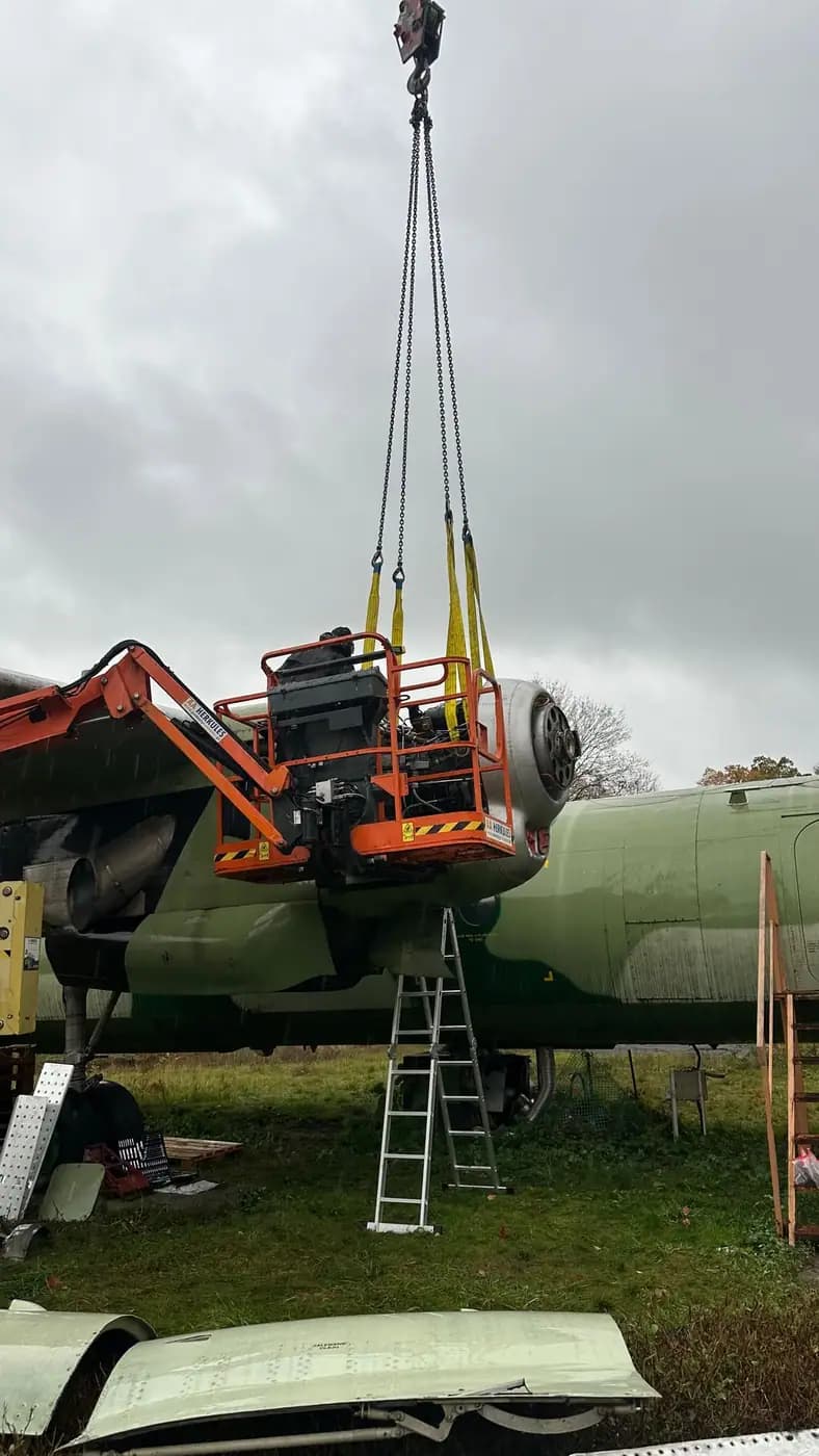 Relocating a 15-Tonne AN-26 Museum Aircraft Across Warsaw — 9