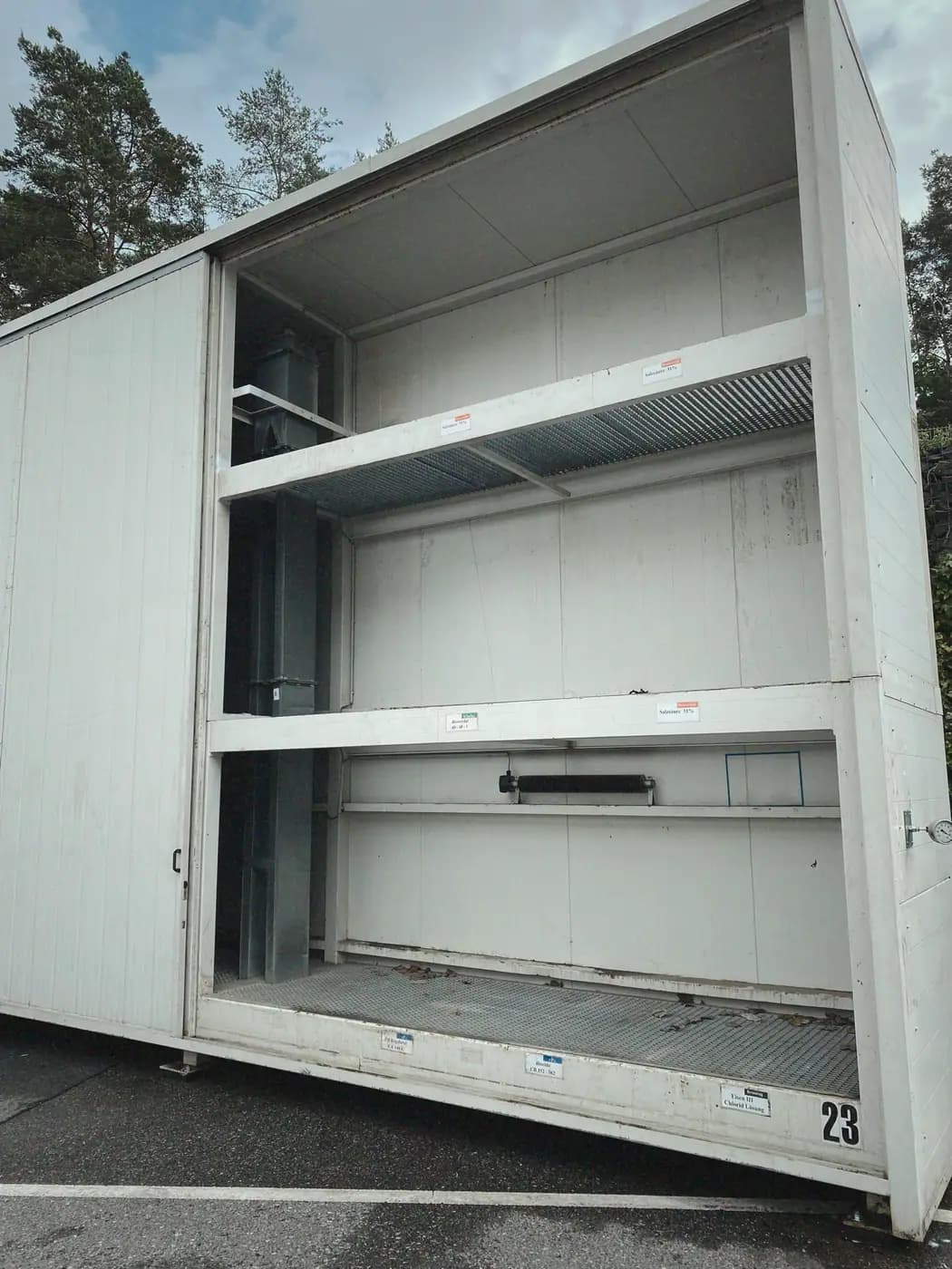 Turnkey Relocation of a Two-Section Chemical Cold Store — 12
