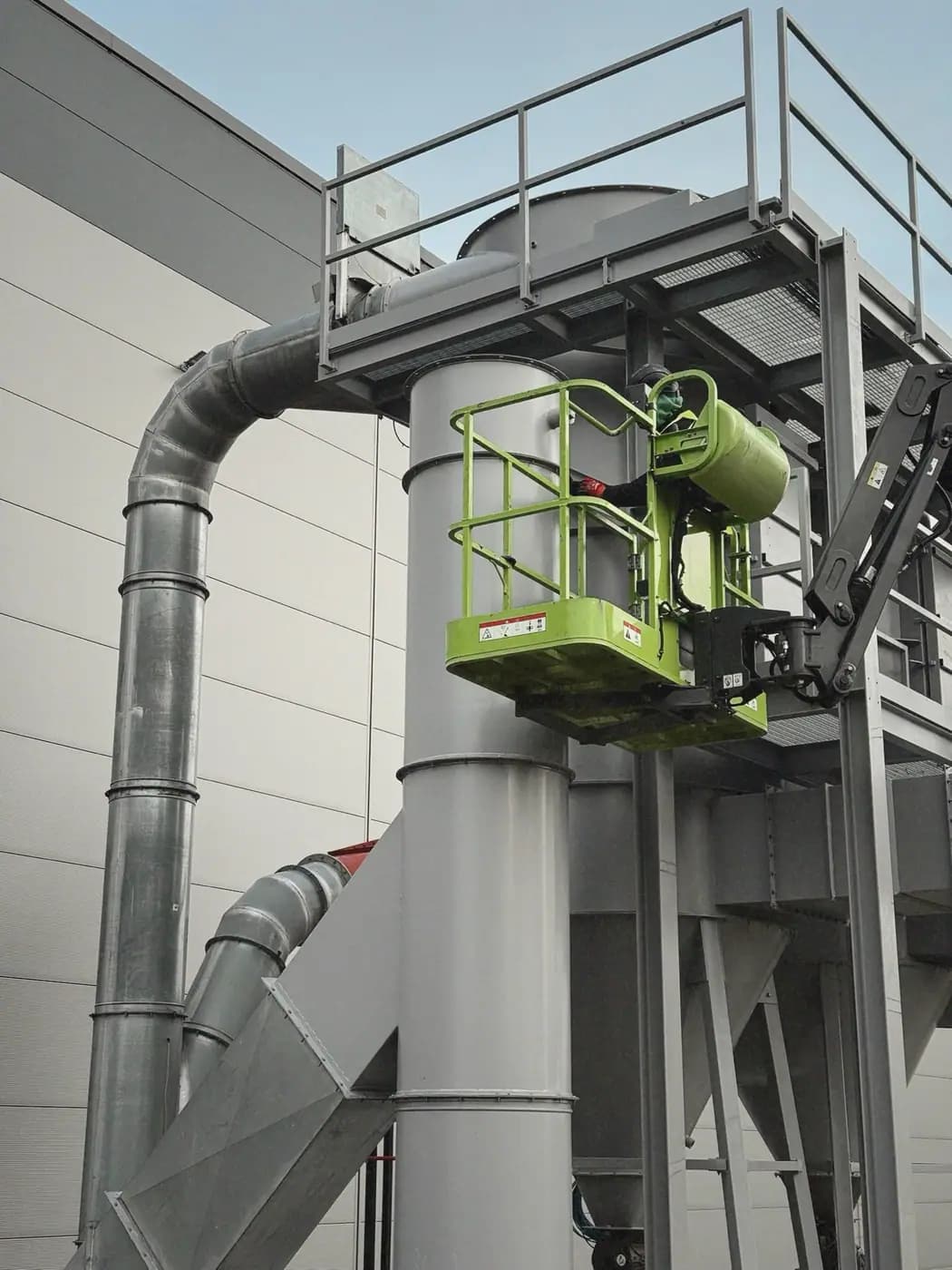 From-Scratch Assembly & Commissioning of an Outdoor Dedusting System — 12